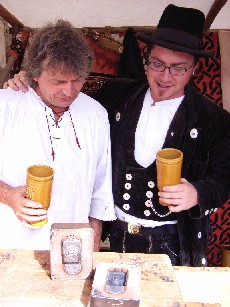 Bronzegieer und Handwerksbursche